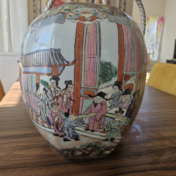 Large Vintage Chinese Rose Medallion Canton Porcelain Ginger Jar Vase - Picture 1 of 15